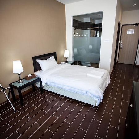 ปูตาตาน แพลตตินั่ม โฮเต็ล Hotel โกตาคินาบาลู ห้อง รูปภาพ