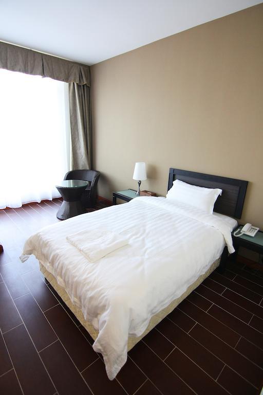 ปูตาตาน แพลตตินั่ม โฮเต็ล Hotel โกตาคินาบาลู ห้อง รูปภาพ
