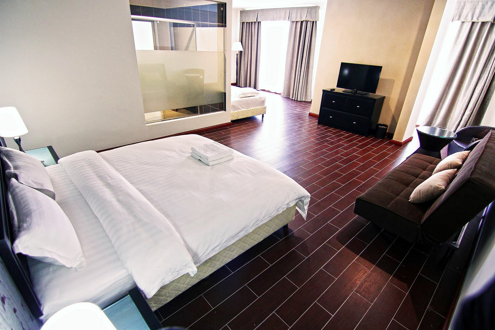 ปูตาตาน แพลตตินั่ม โฮเต็ล Hotel โกตาคินาบาลู ภายนอก รูปภาพ